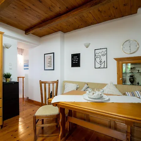 Vines&views Ano Volos